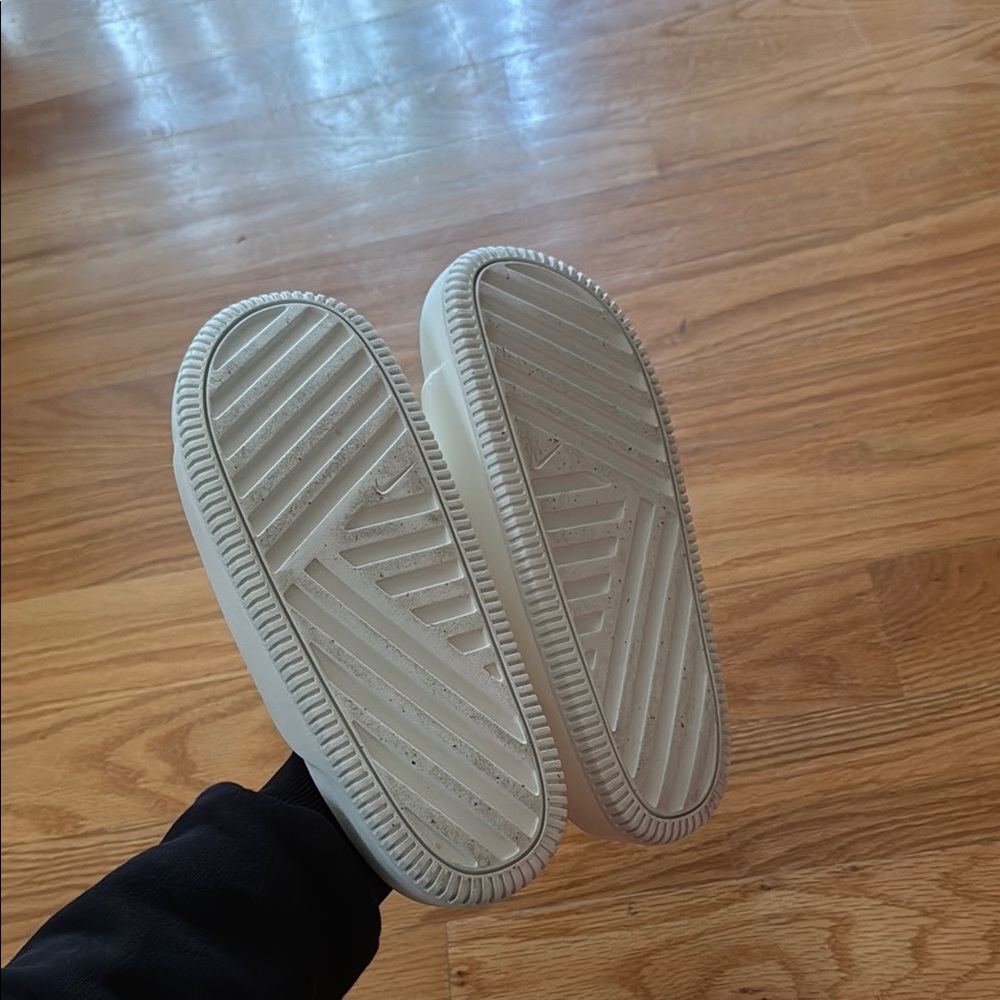 Nike White Slide Sandals - Picture 2 of 5